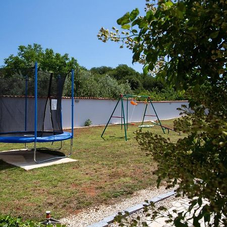 Holiday Home Petrovic Μεντουλίν Εξωτερικό φωτογραφία