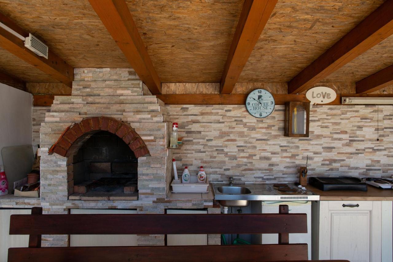 Holiday Home Petrovic Μεντουλίν Εξωτερικό φωτογραφία